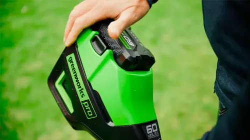 Триммер Greenworks GD60BCB 60V 2108407 (40 см) бесщеточный с велосипедной ручкой аккумуляторный — детальное фото